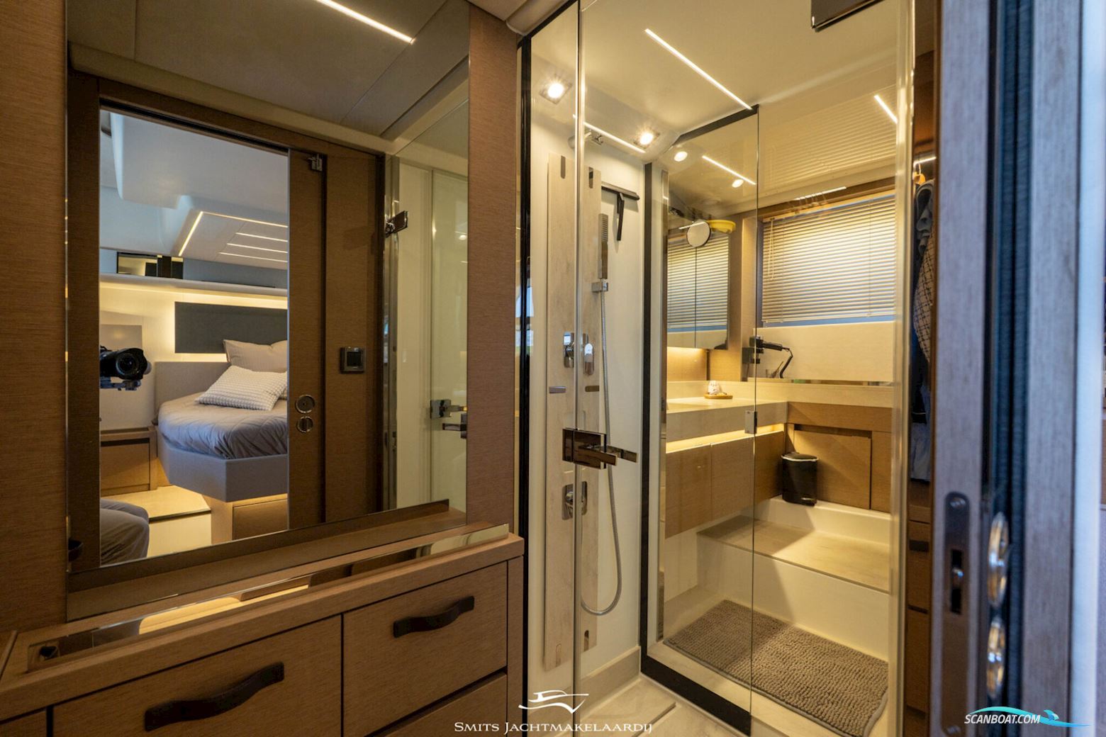 Prestige 590 Flybridge