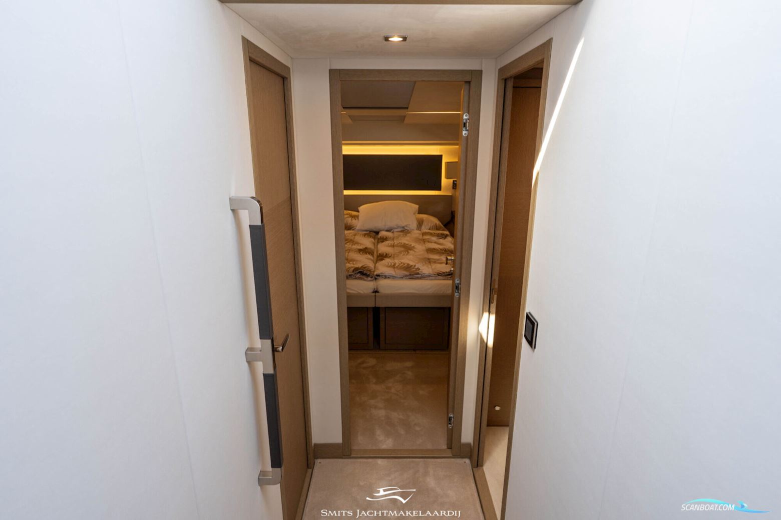 Prestige 590 Flybridge