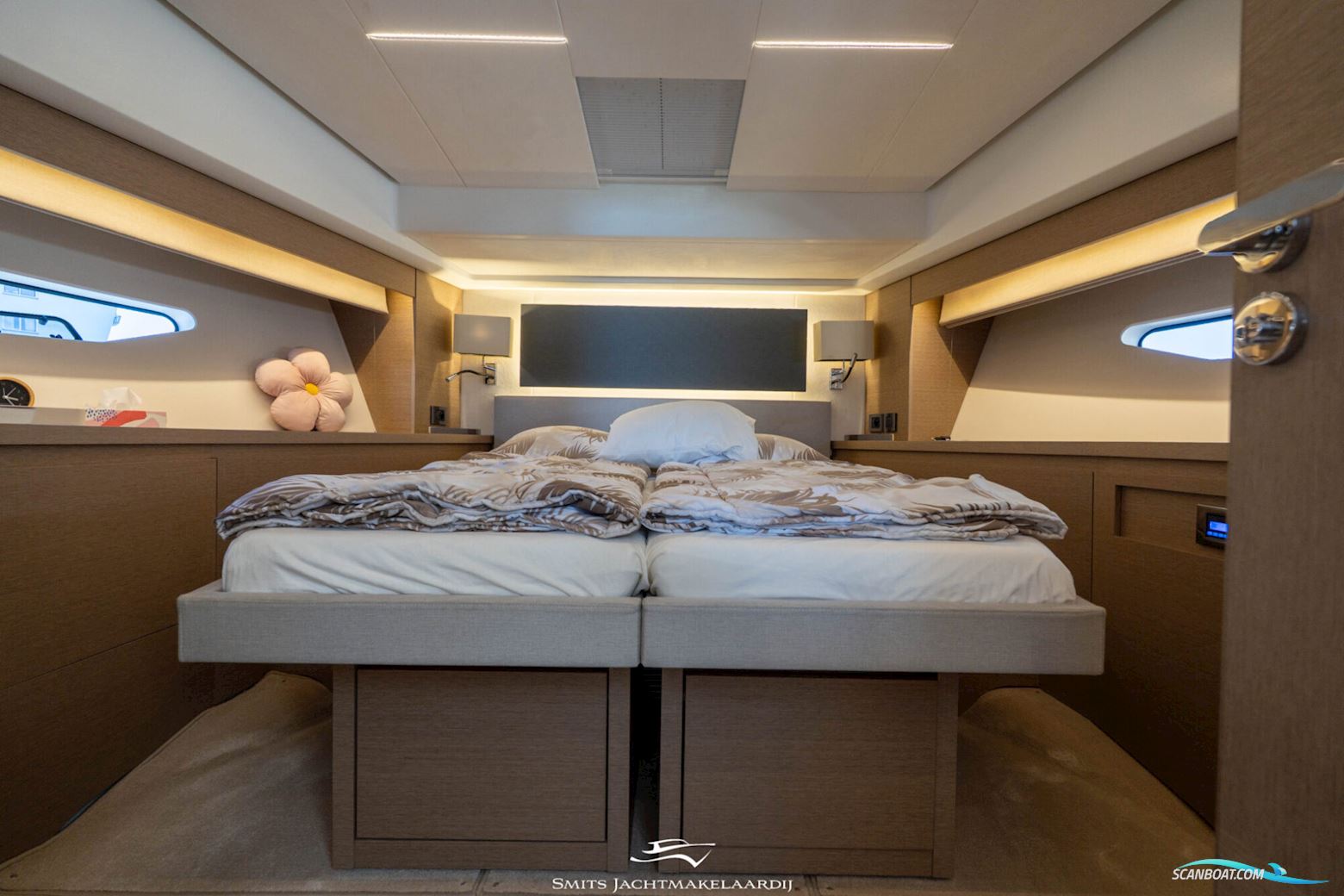 Prestige 590 Flybridge