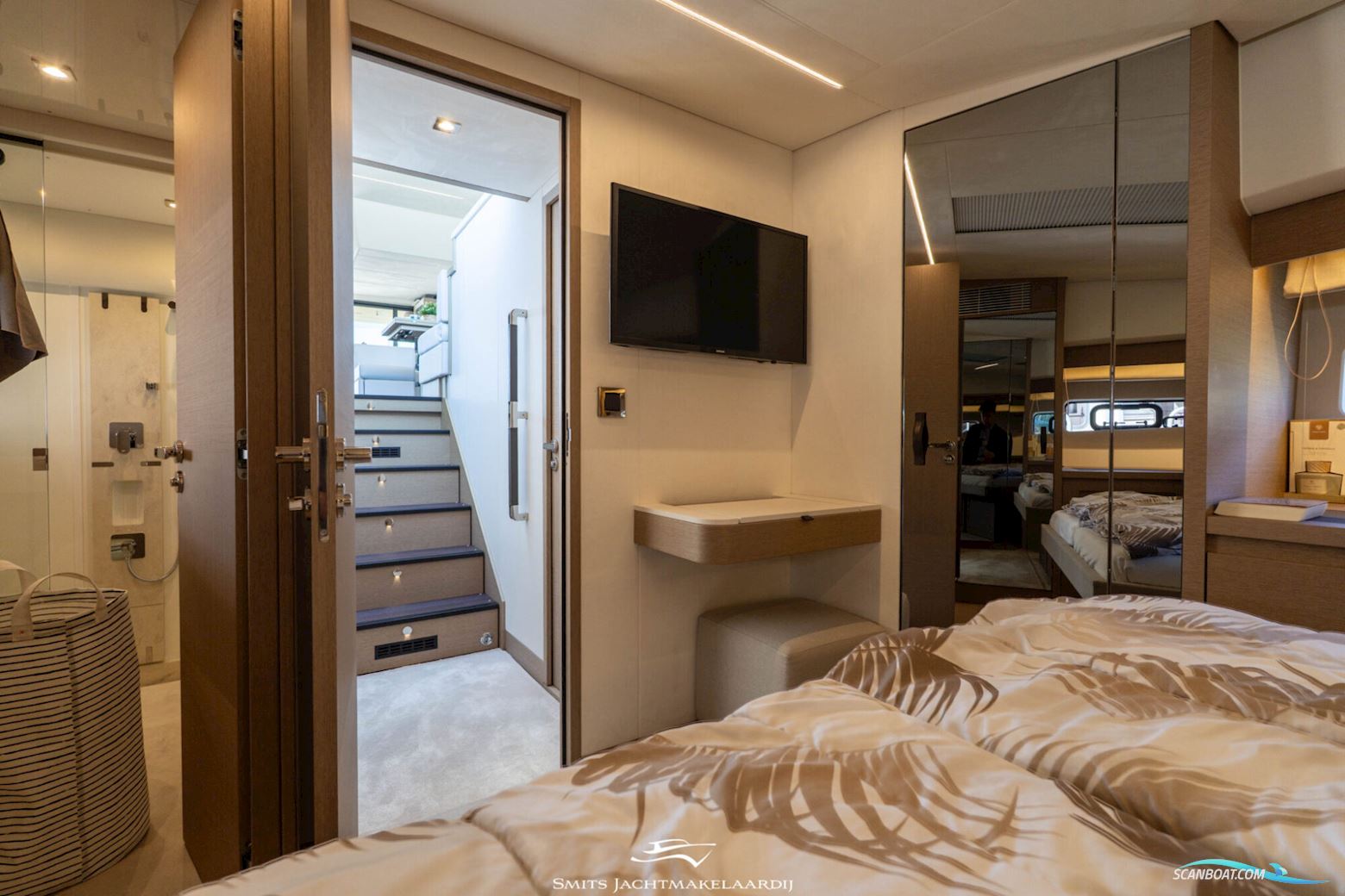 Prestige 590 Flybridge