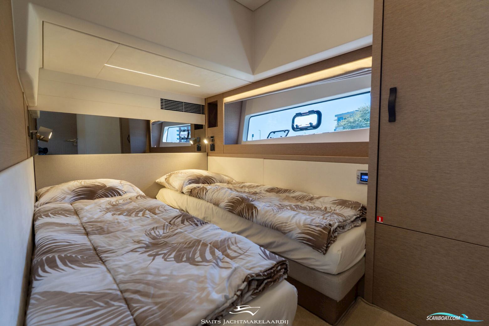 Prestige 590 Flybridge