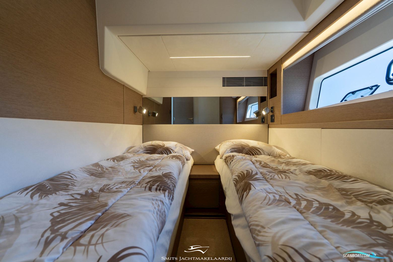 Prestige 590 Flybridge