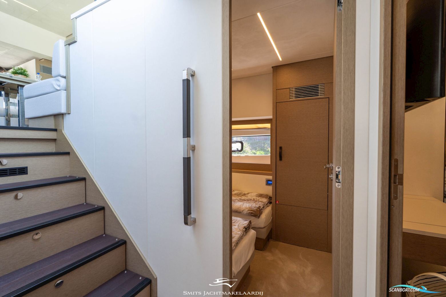 Prestige 590 Flybridge