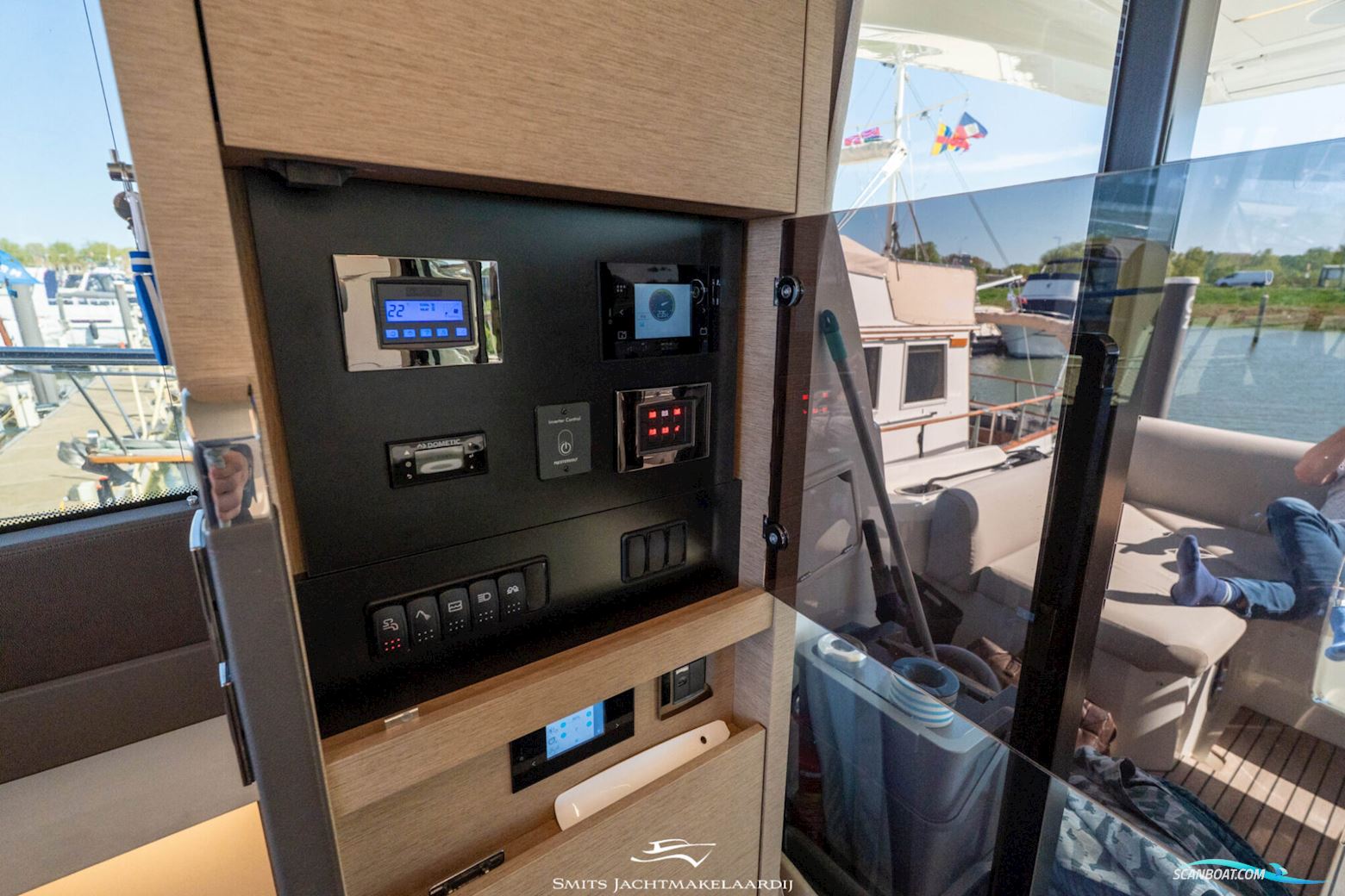 Prestige 590 Flybridge