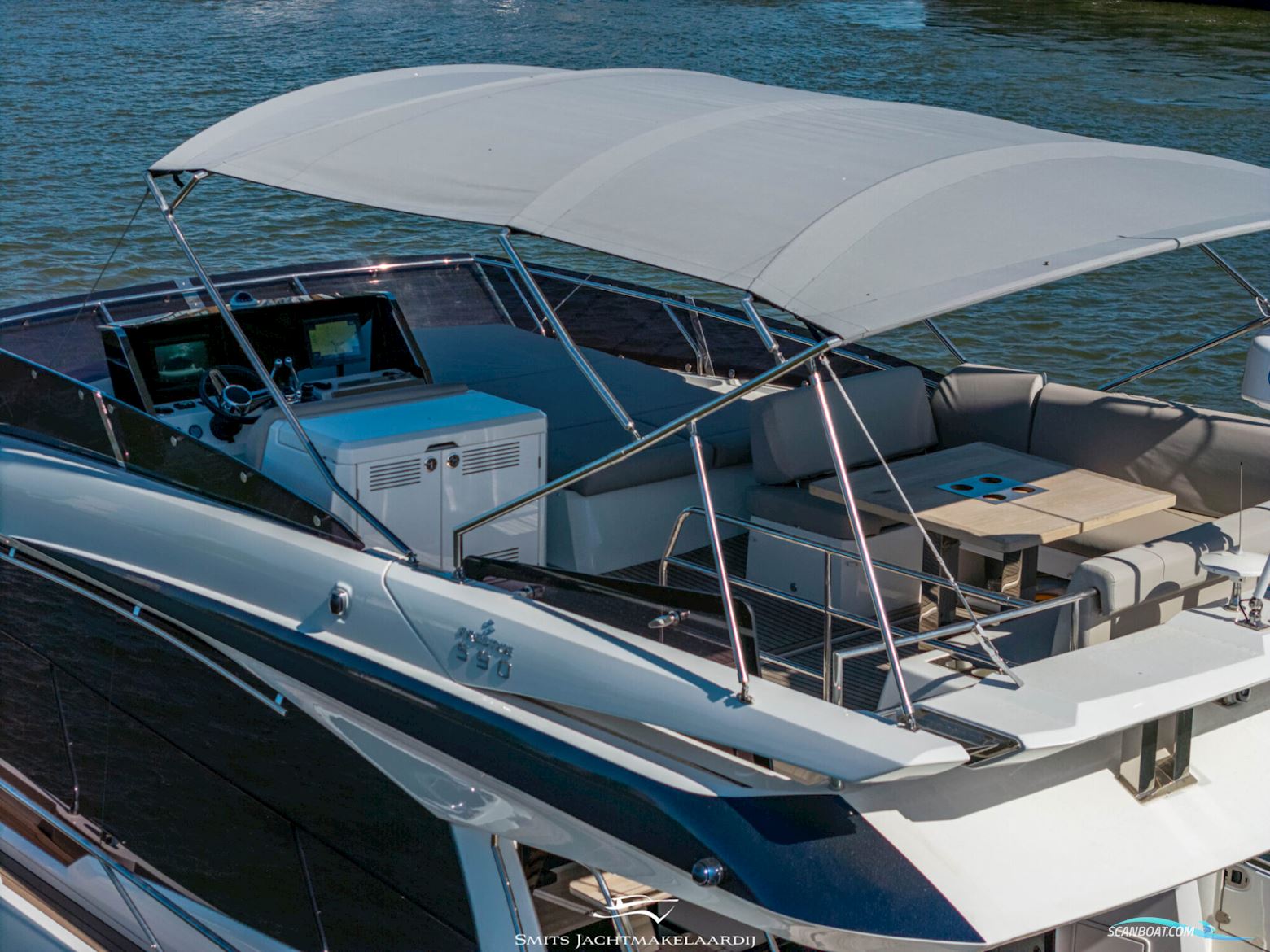 Prestige 590 Flybridge