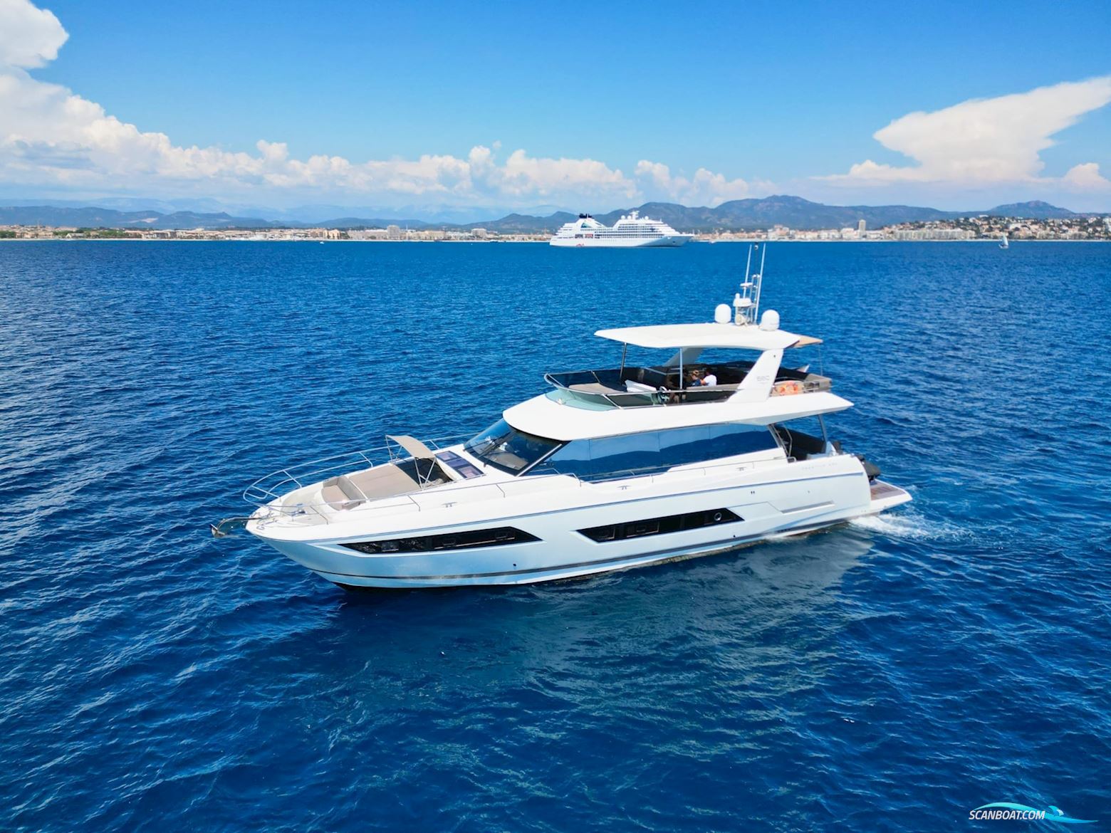 Prestige 680 Fly - 2018 Motorbåt 2018, med Volvo Penta D13 Ips-1200 motor, Kroatien