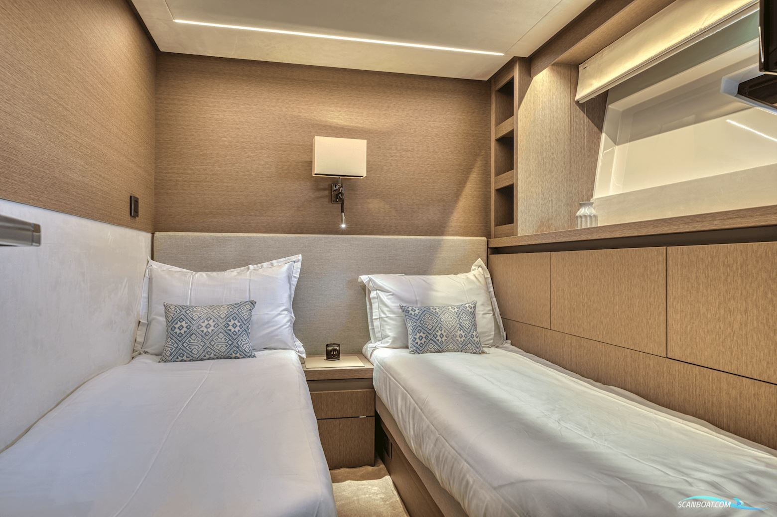 Prestige 690 flybridge #46