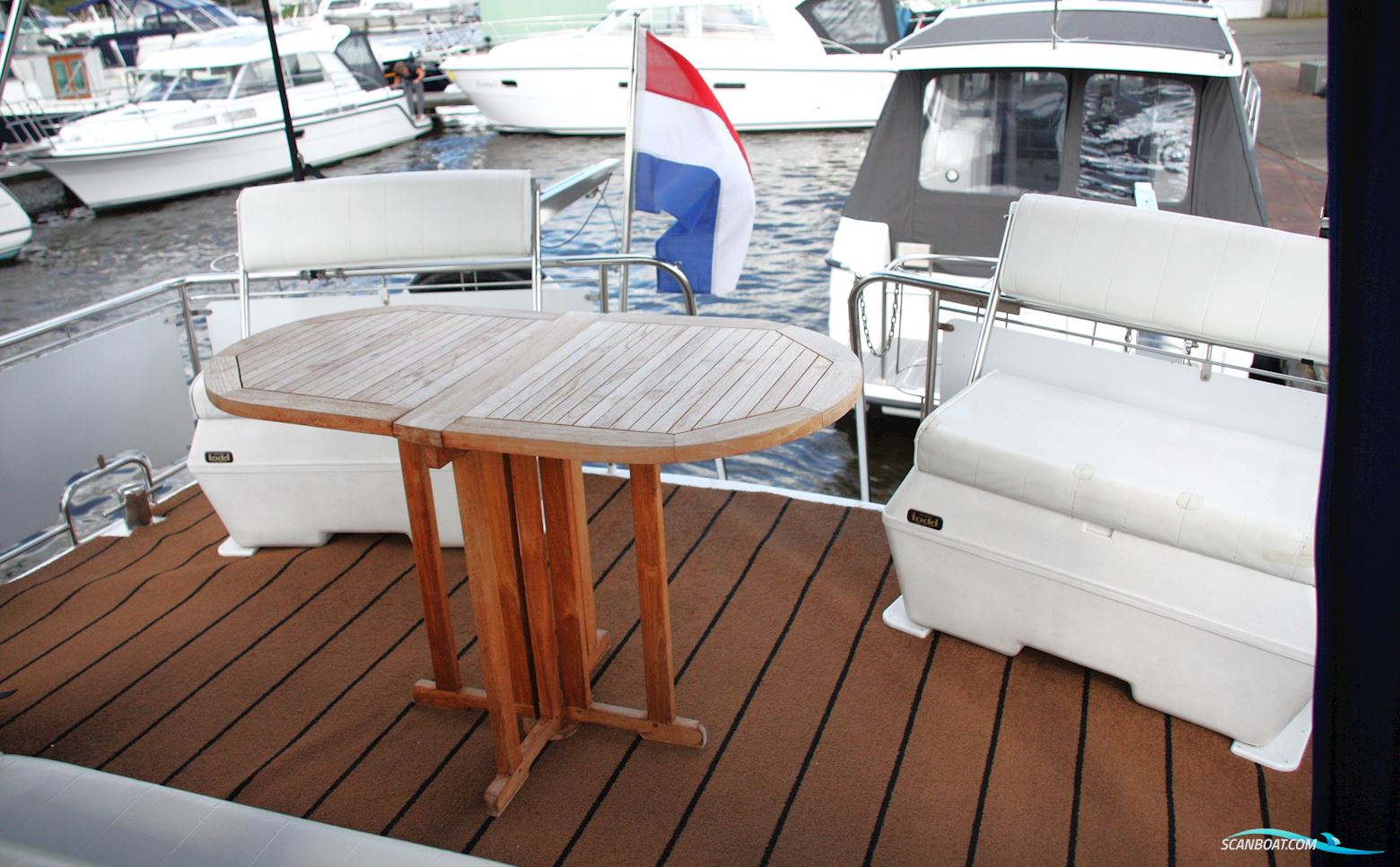 Prestige De Luxe 1250 AK