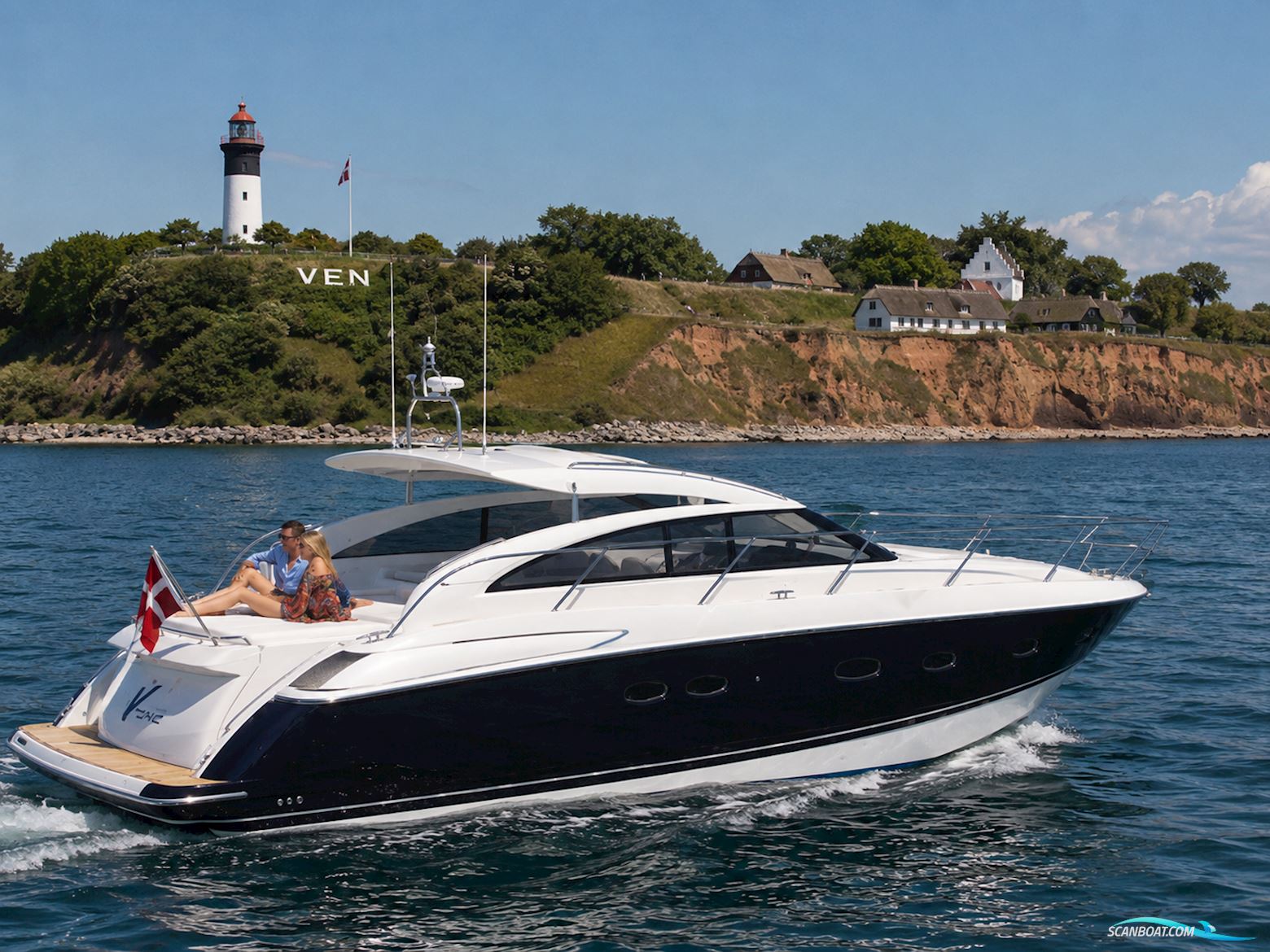 Princess  V42 Motorbåt 2011, med Volvo Penta D6-370 motor, Danmark