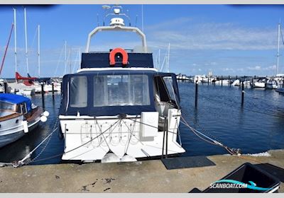 Princess 35 Flybridge 2Xcummins 6Bta 5,9L Motorbåt 1990, med Cummins Cummins 6 Bta 5,9 L motor, Sverige