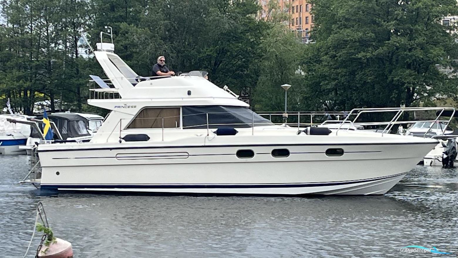 Princess 35 Motorbåt 1989, med 2 x Volvo Penta motor, Sverige
