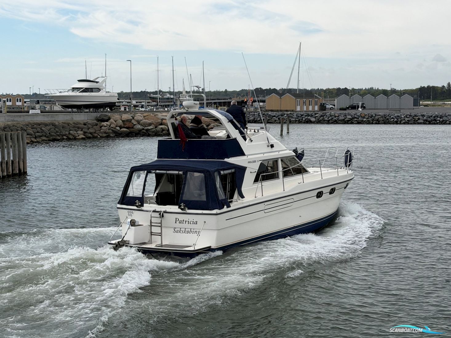 Princess 35