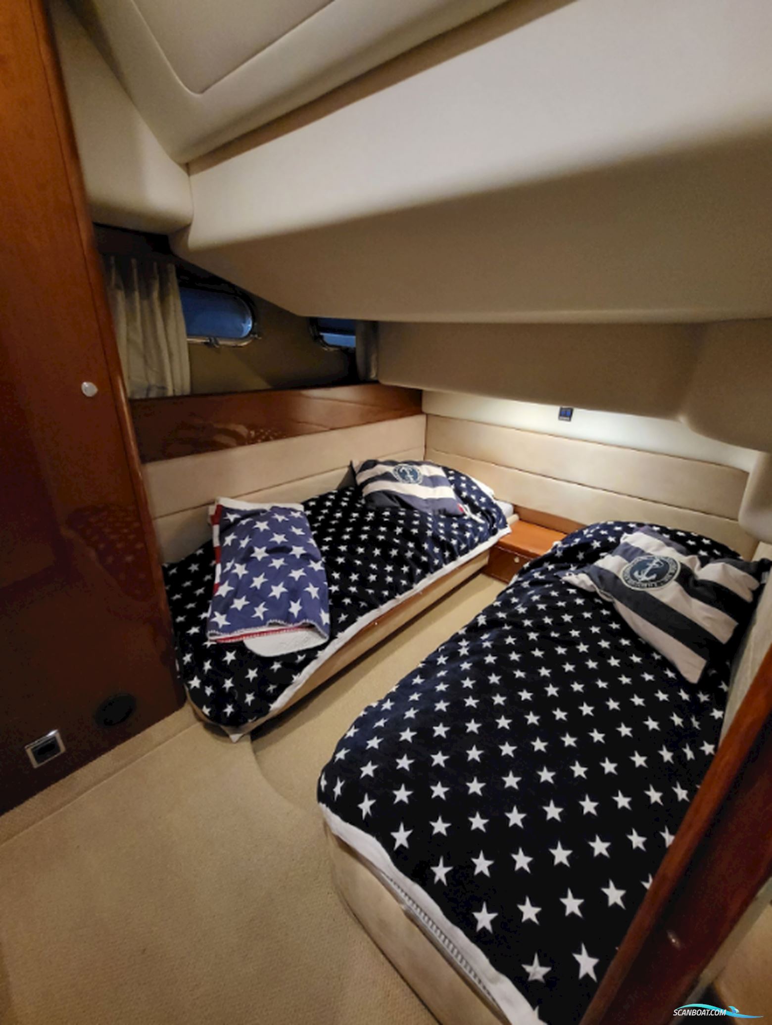 Princess 42 Flybridge