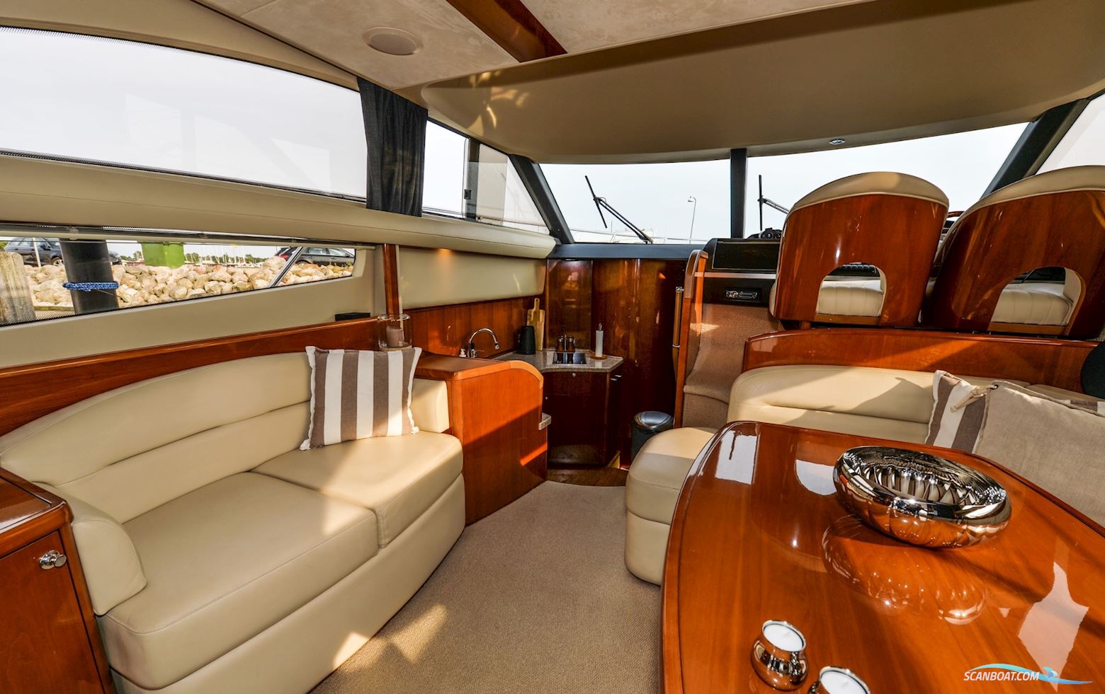 Princess 42 Flybridge