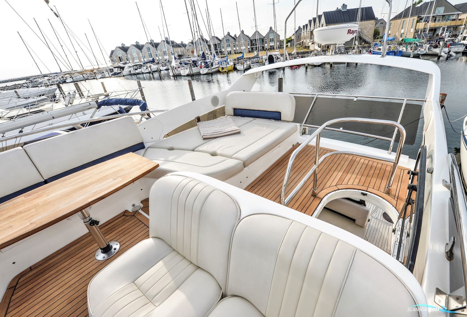 Princess 42 Flybridge
