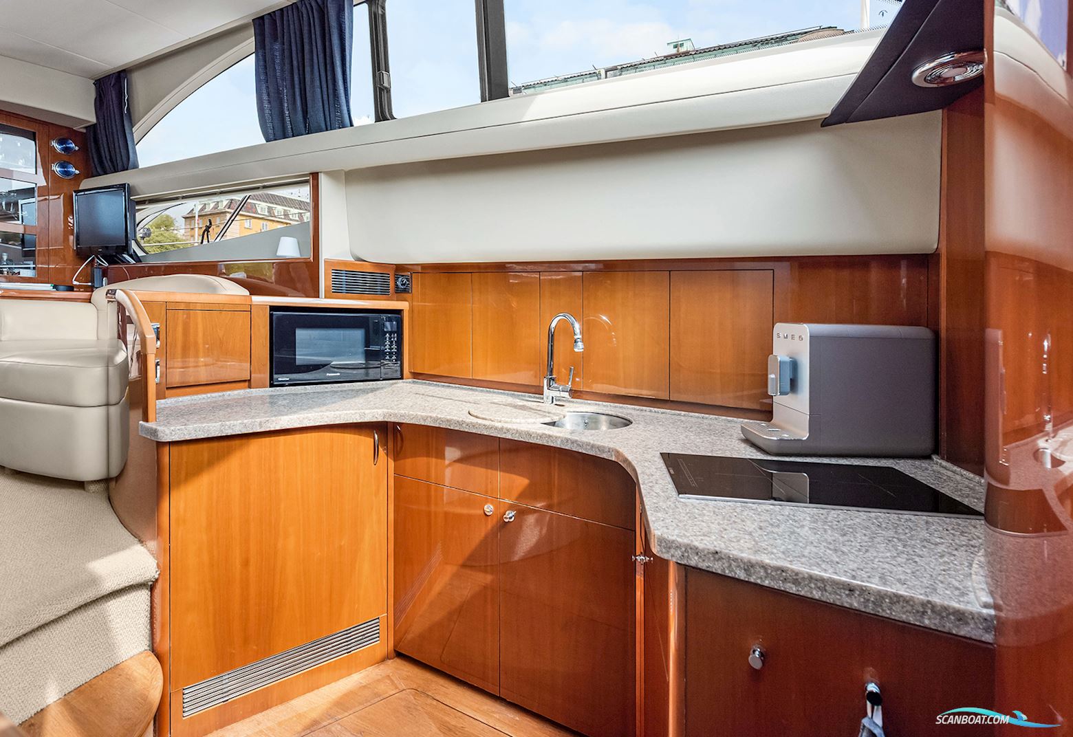 PRINCESS 42 Flybridge