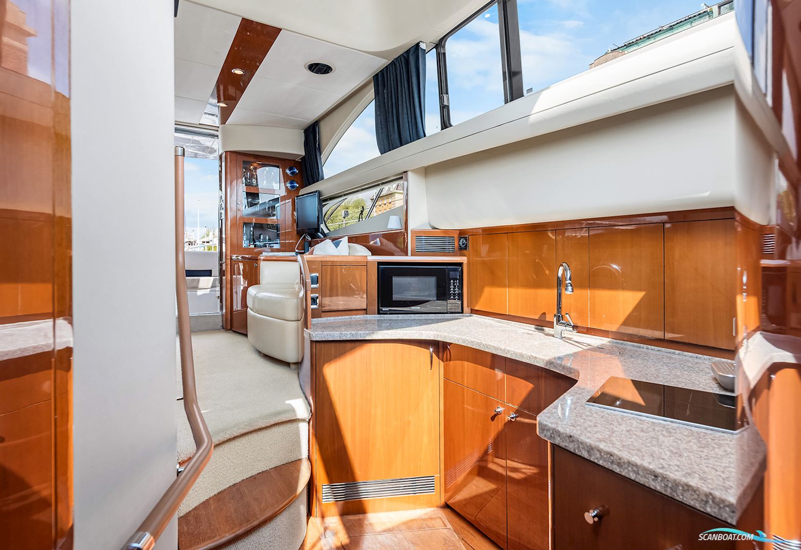 PRINCESS 42 Flybridge