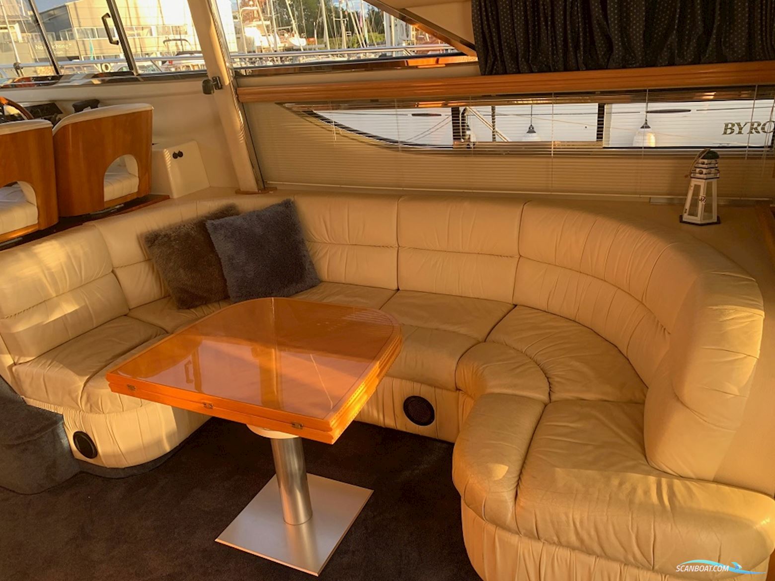 PRINCESS 440 FLY