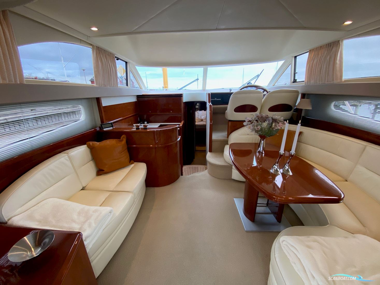 Princess 45 Flybridge - NY Pris
