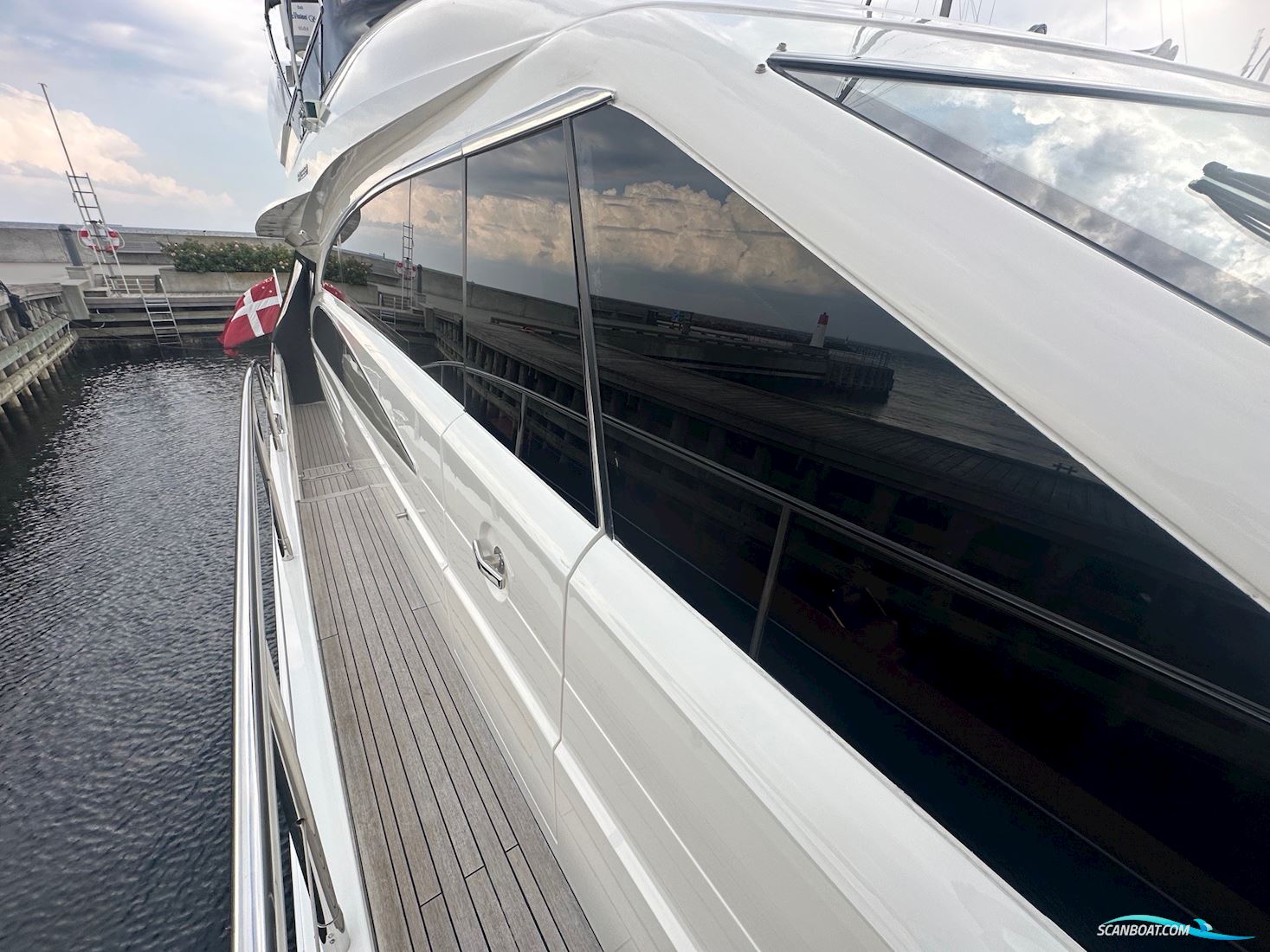 Princess 67 Flybridge