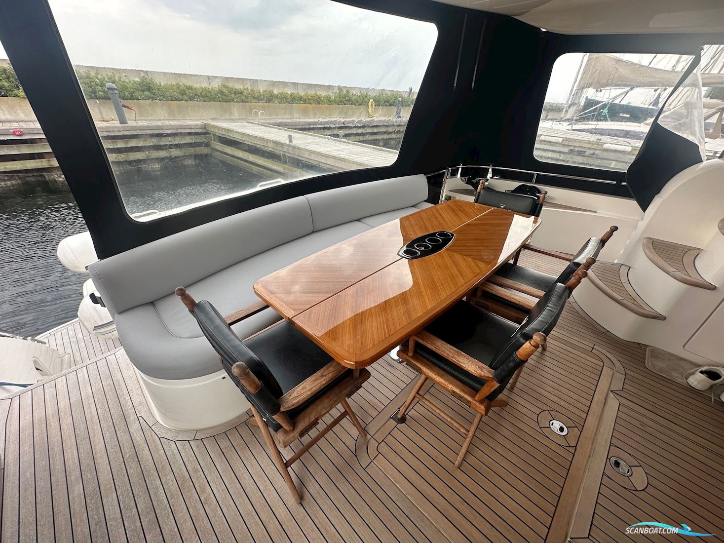 Princess 67 Flybridge