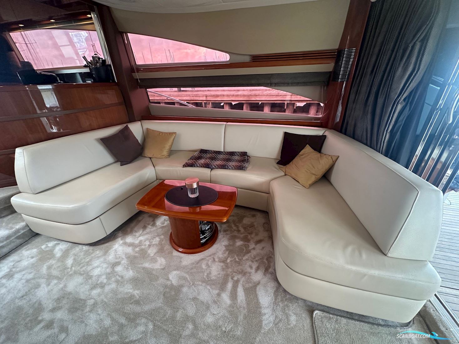 Princess 67 Flybridge