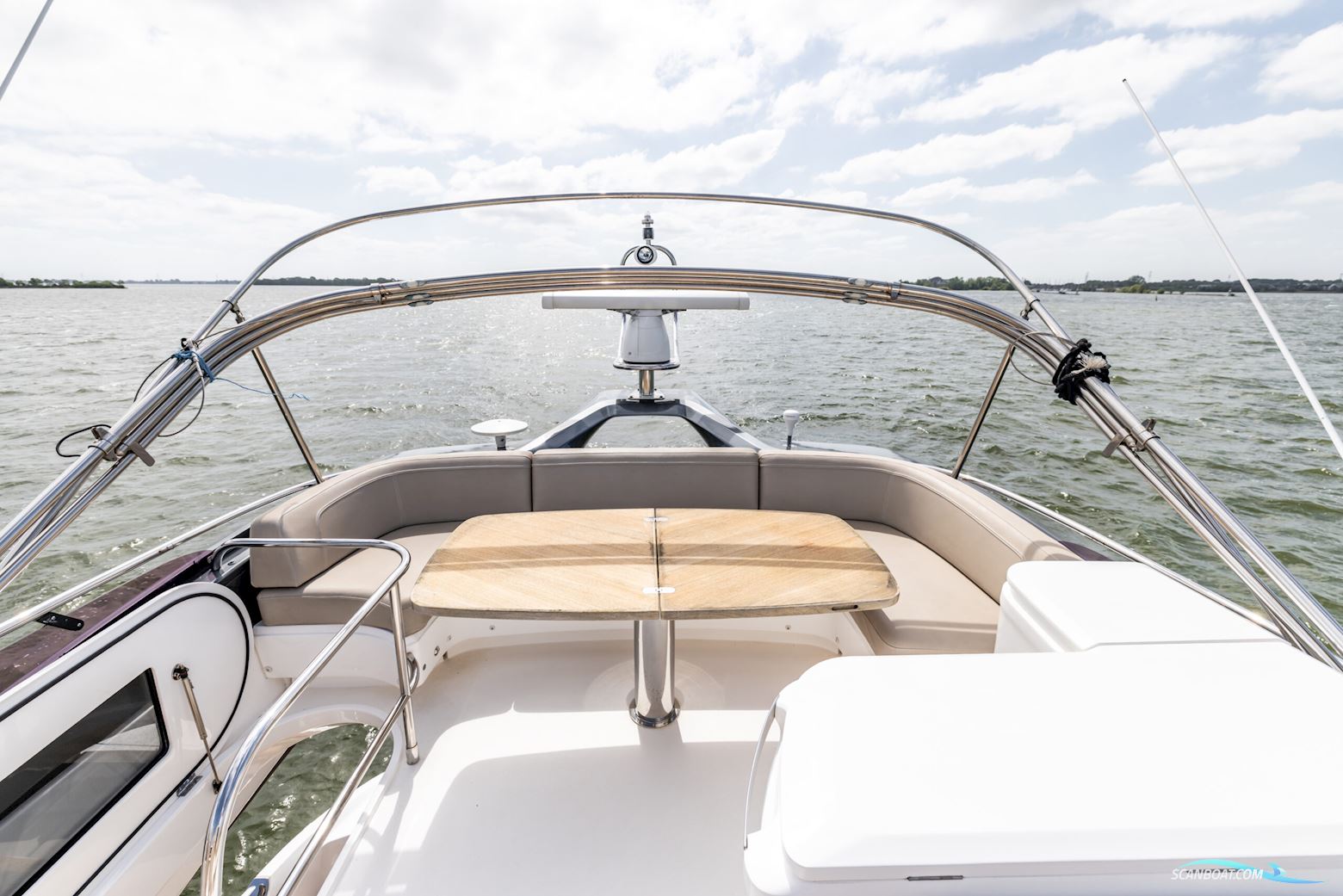 PRINCESS F45
