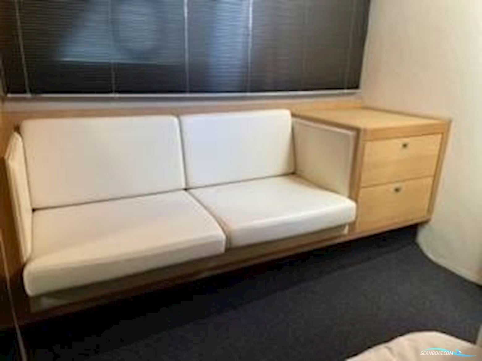 Princess V39 Cruiser