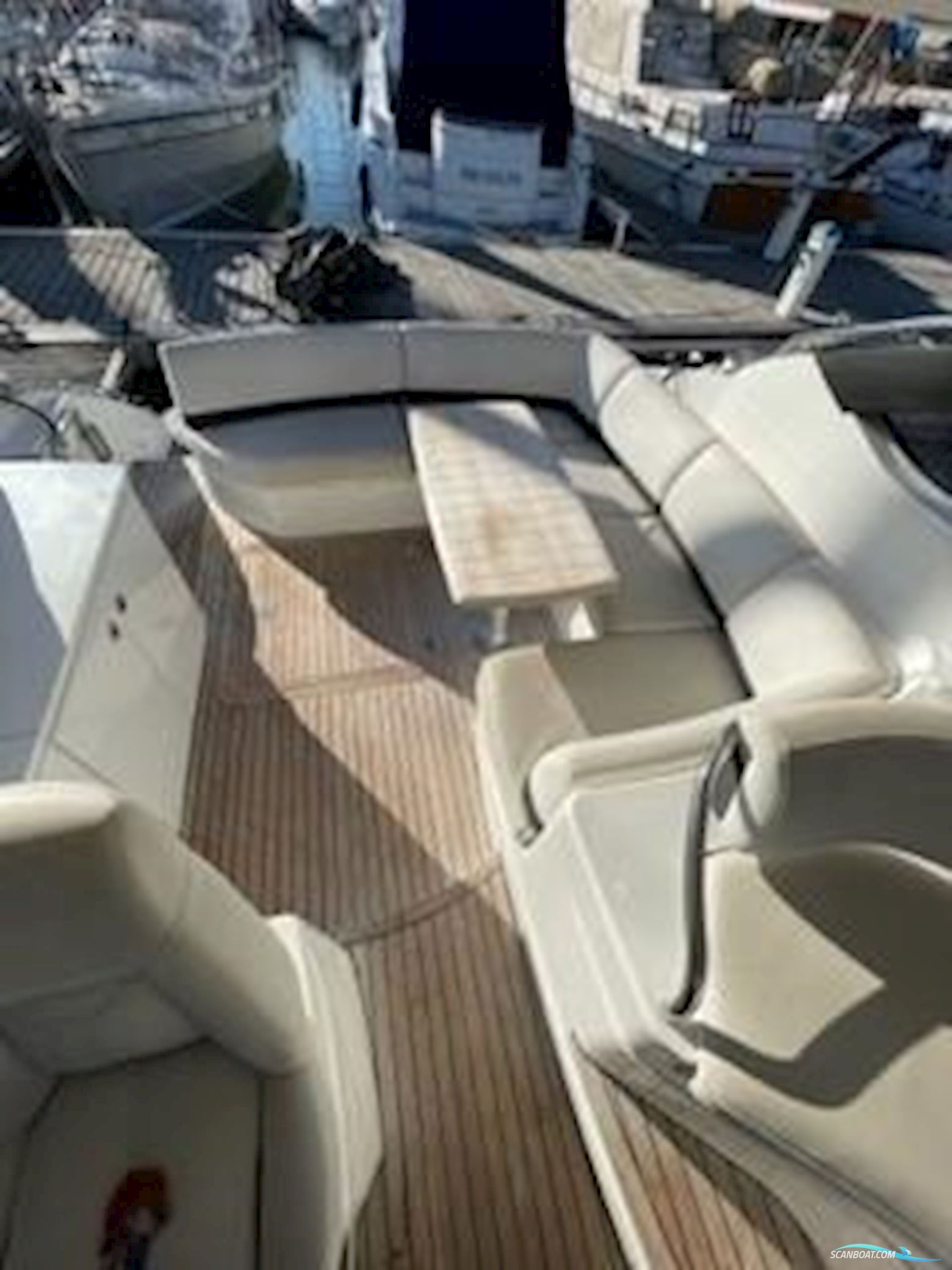 Princess V39 Cruiser