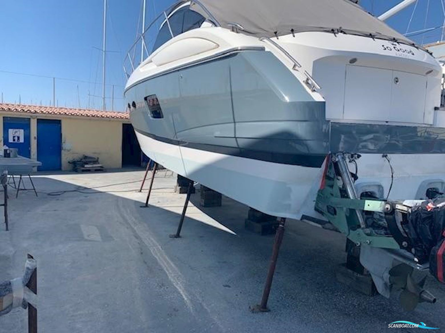 Princess V39 Cruiser