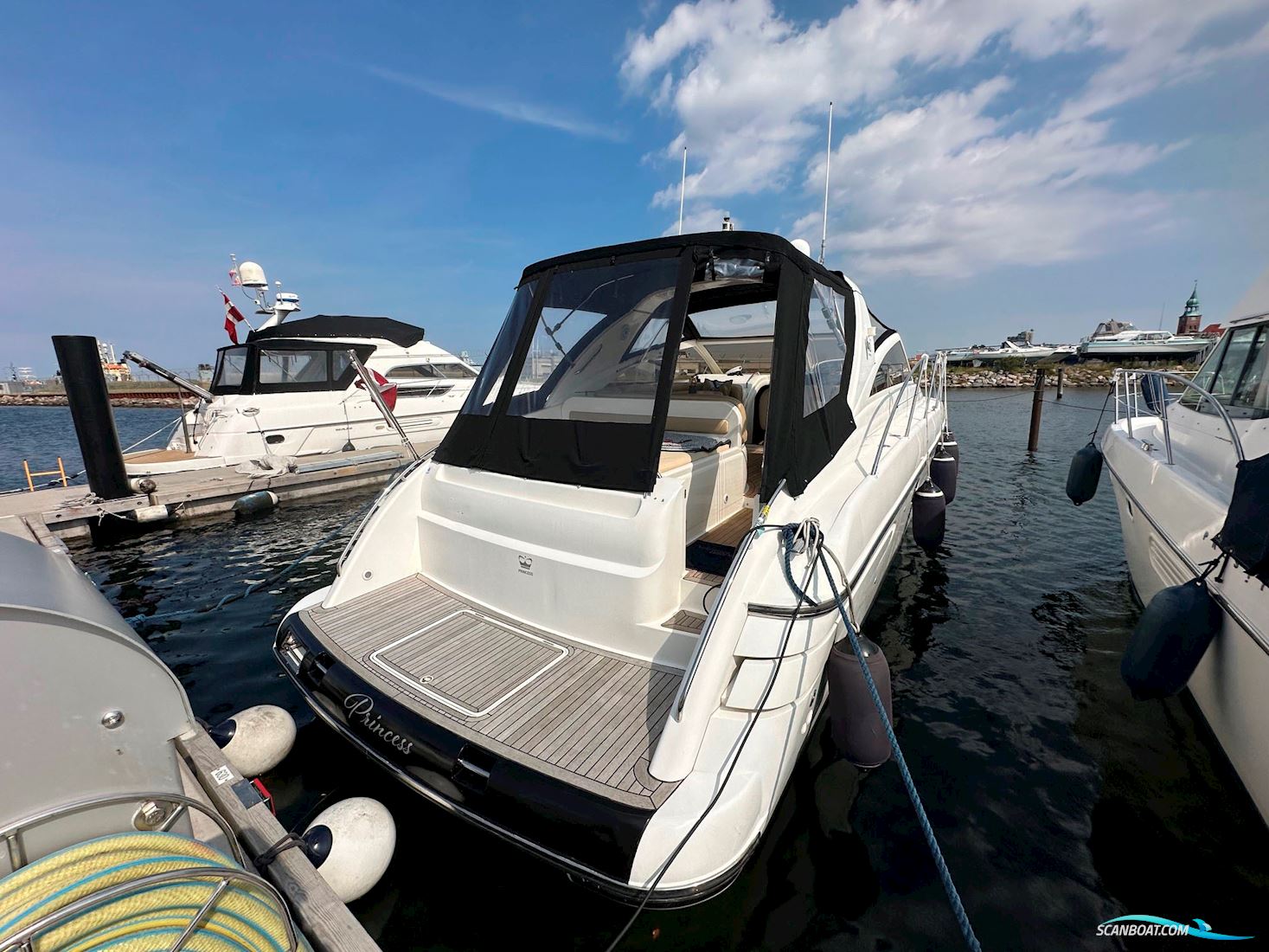 Princess V40 - SOLGT