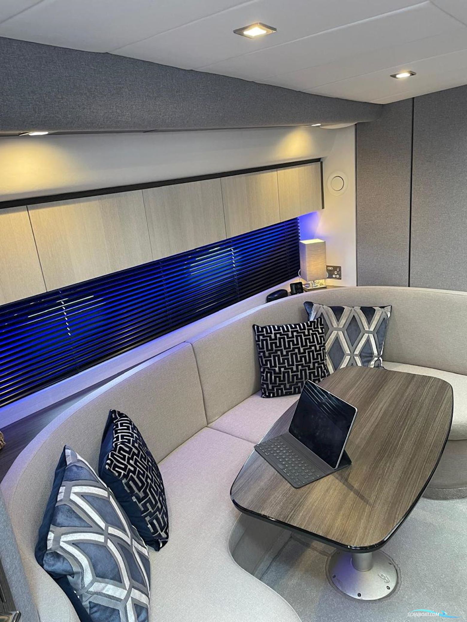 Princess V40