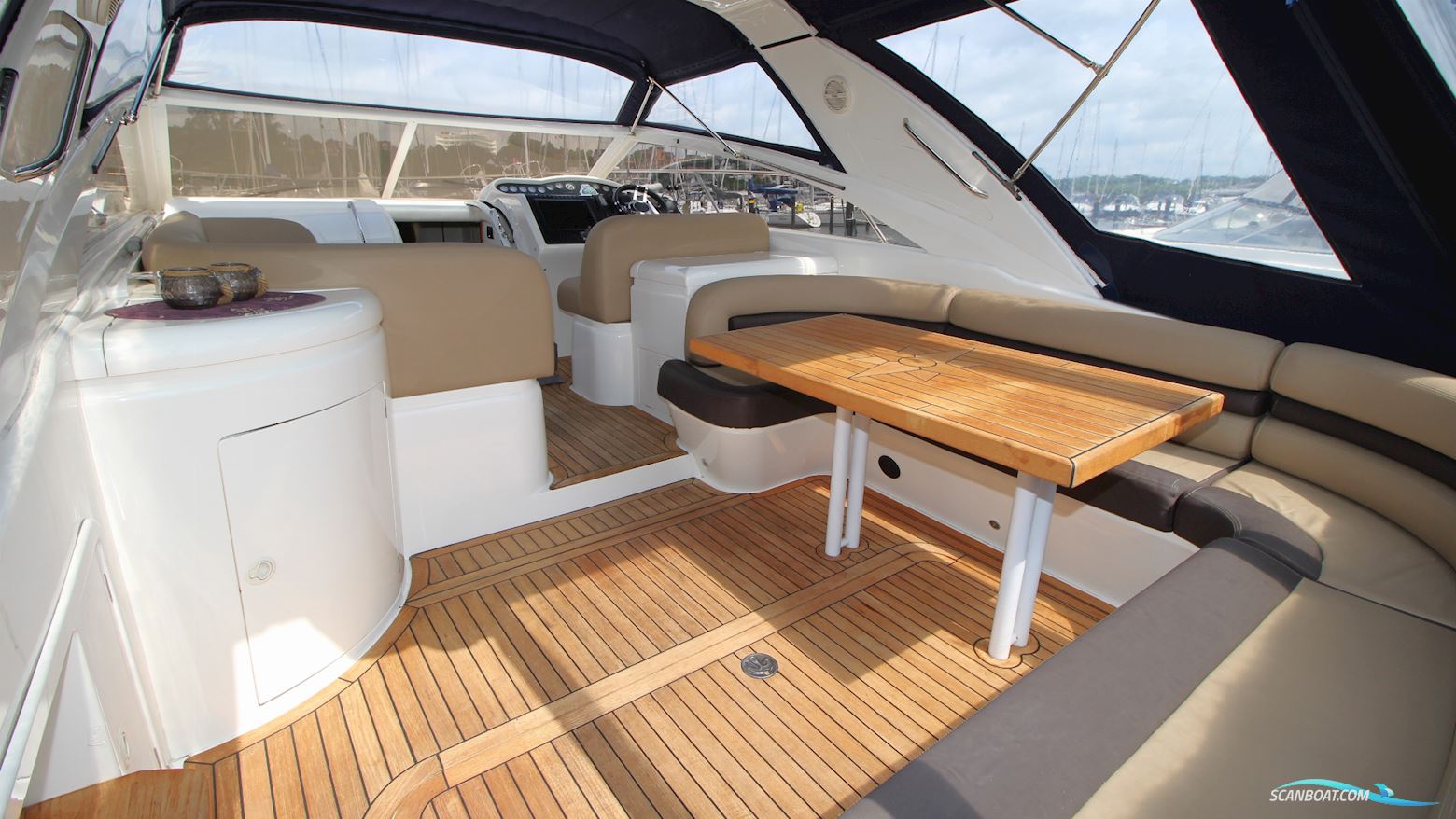 Princess V42