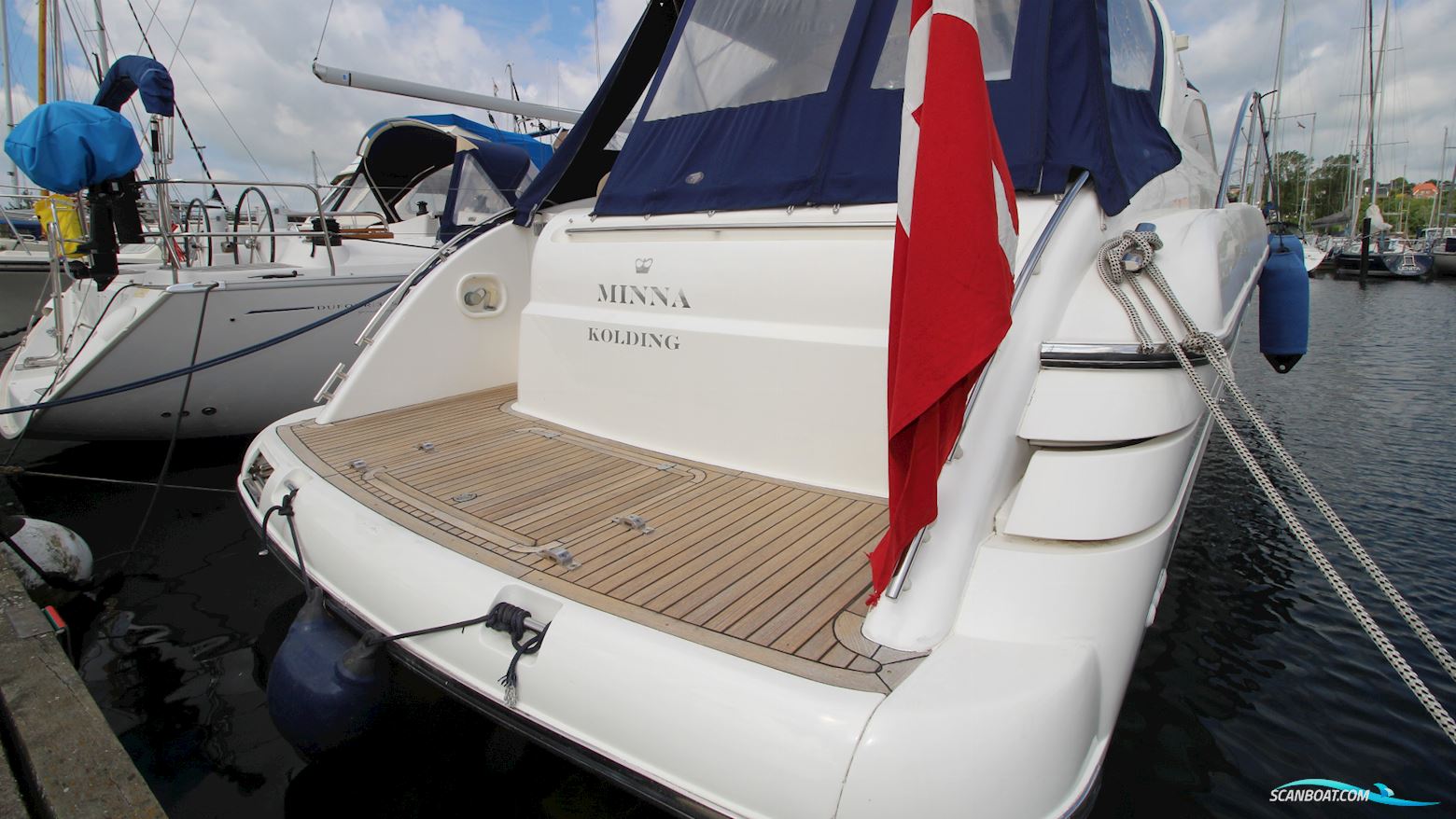 Princess V42
