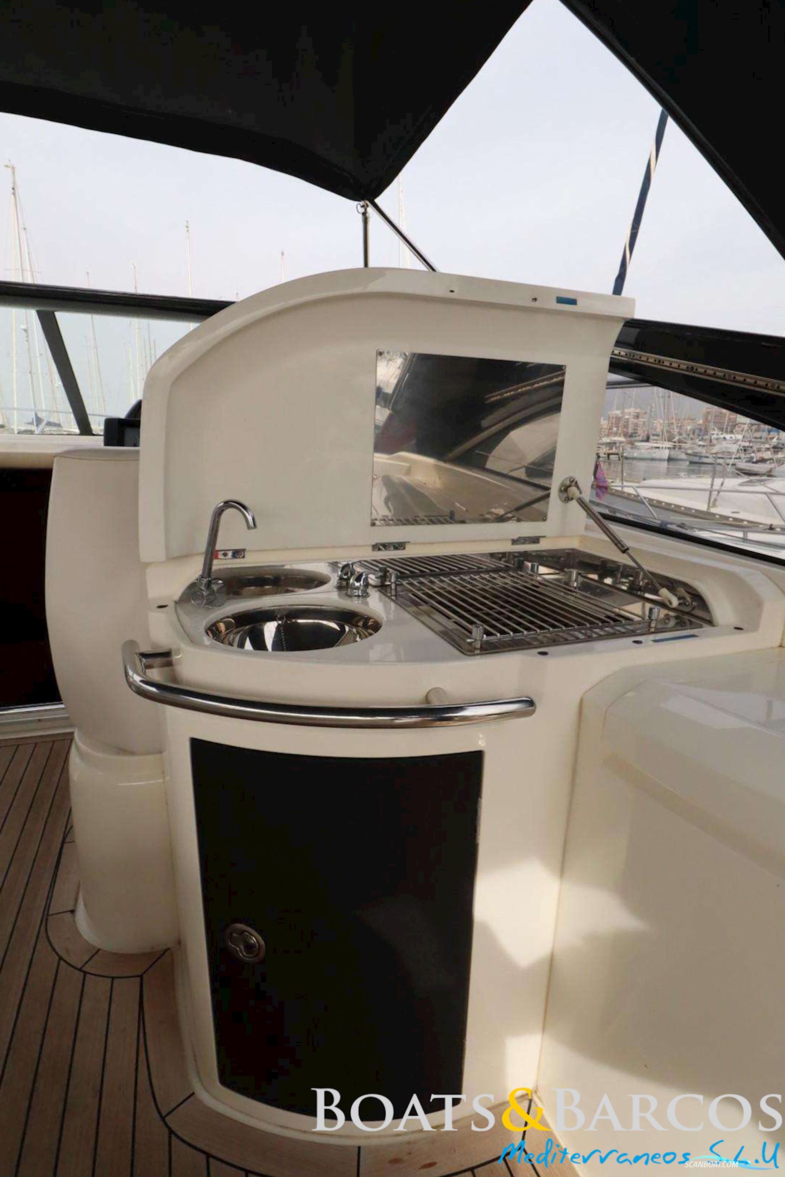 PRINCESS V42