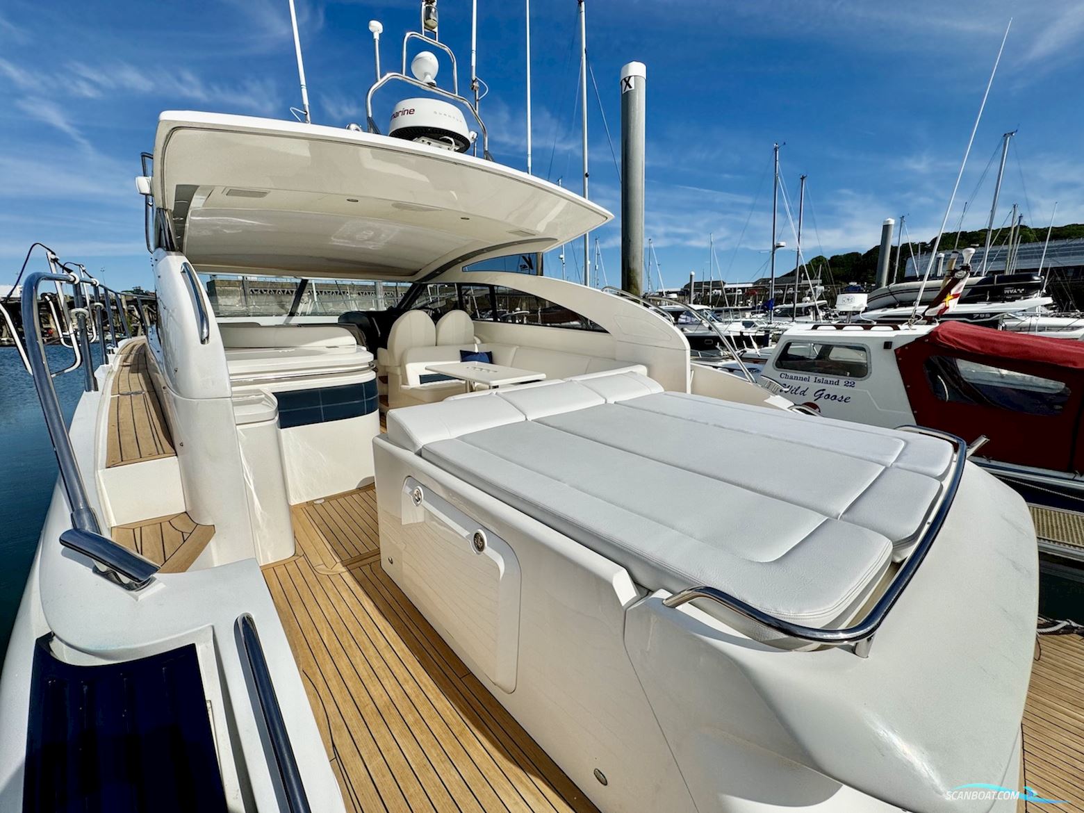 Princess V42