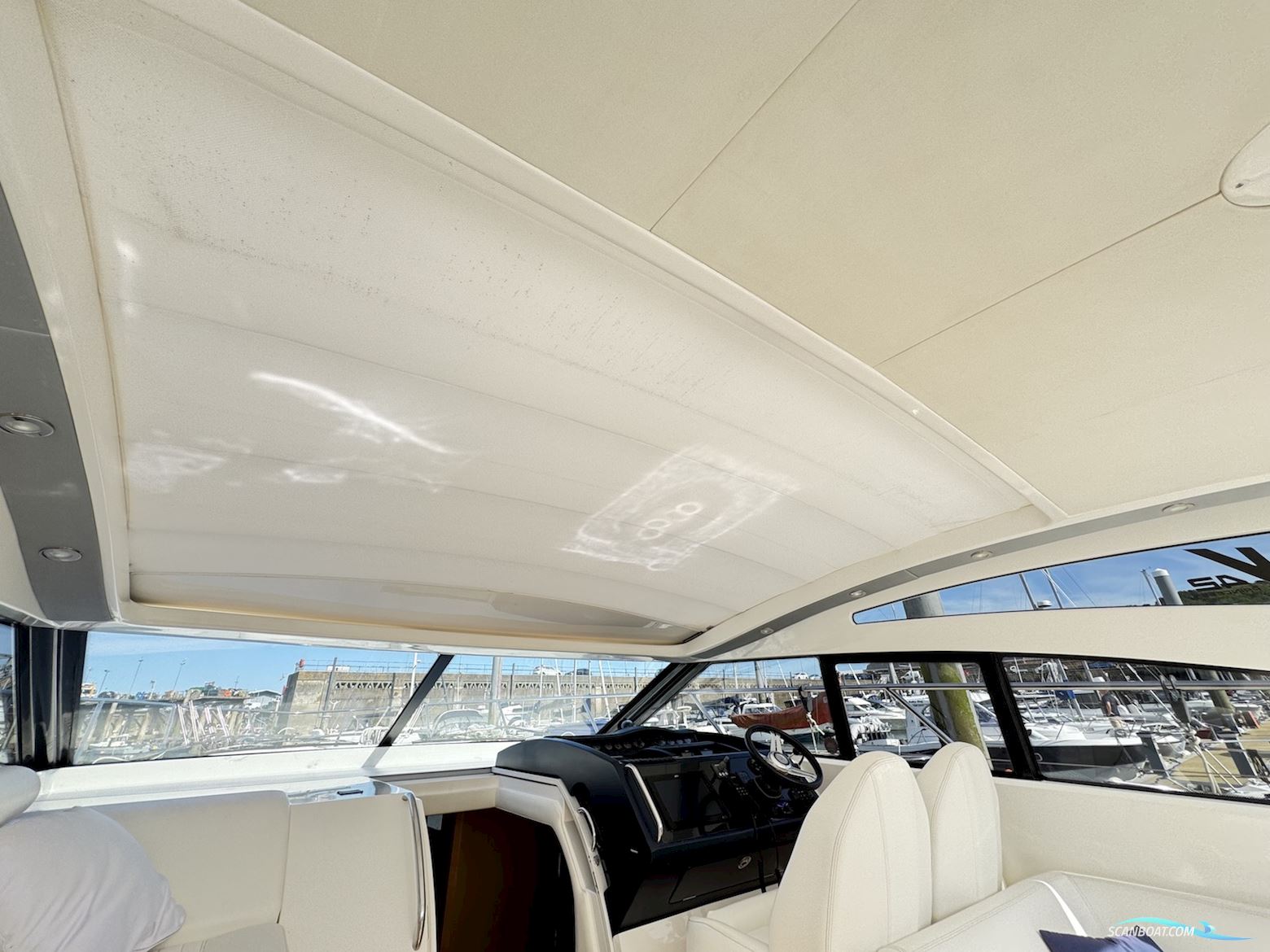 Princess V42