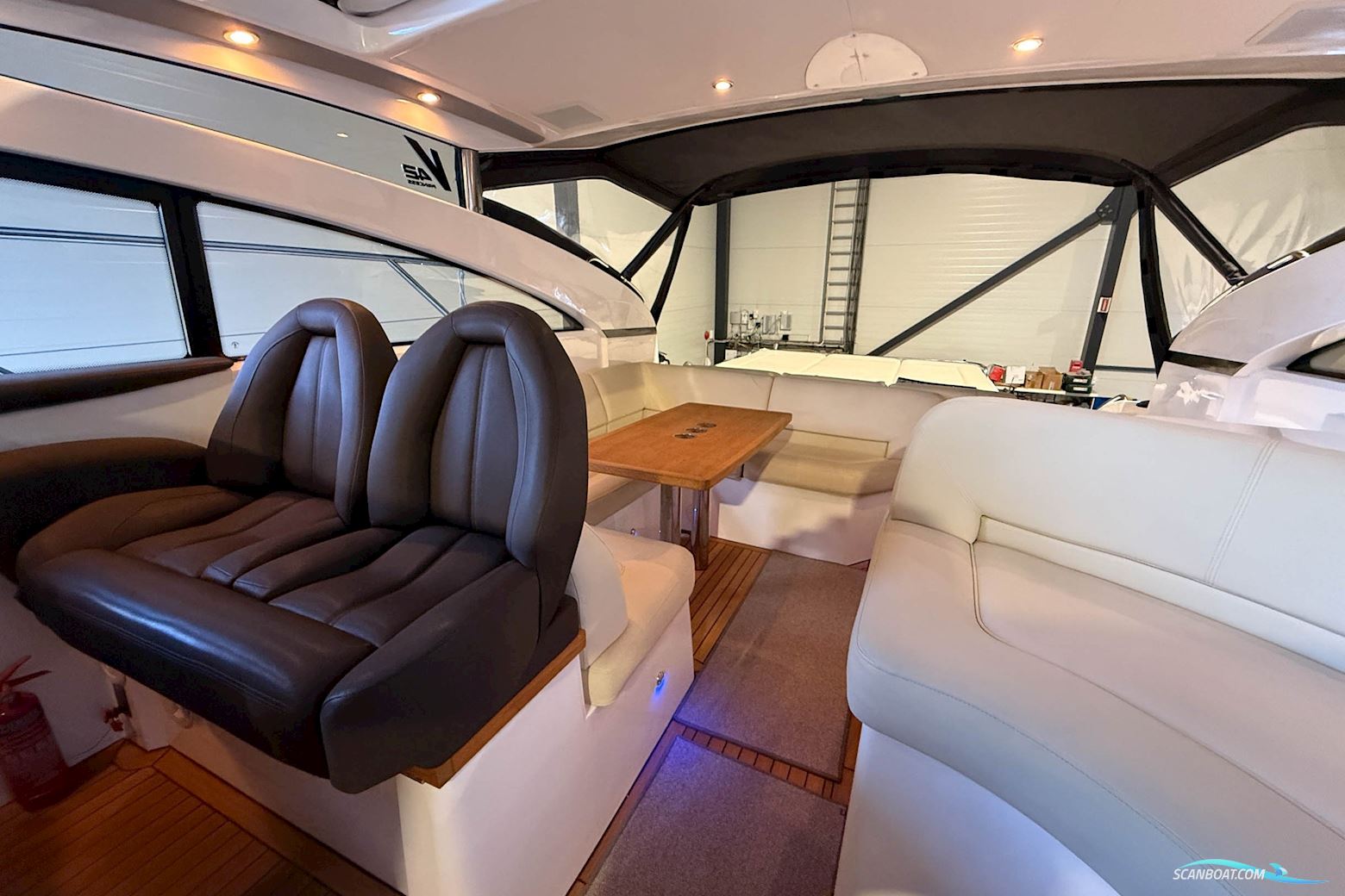 PRINCESS V42