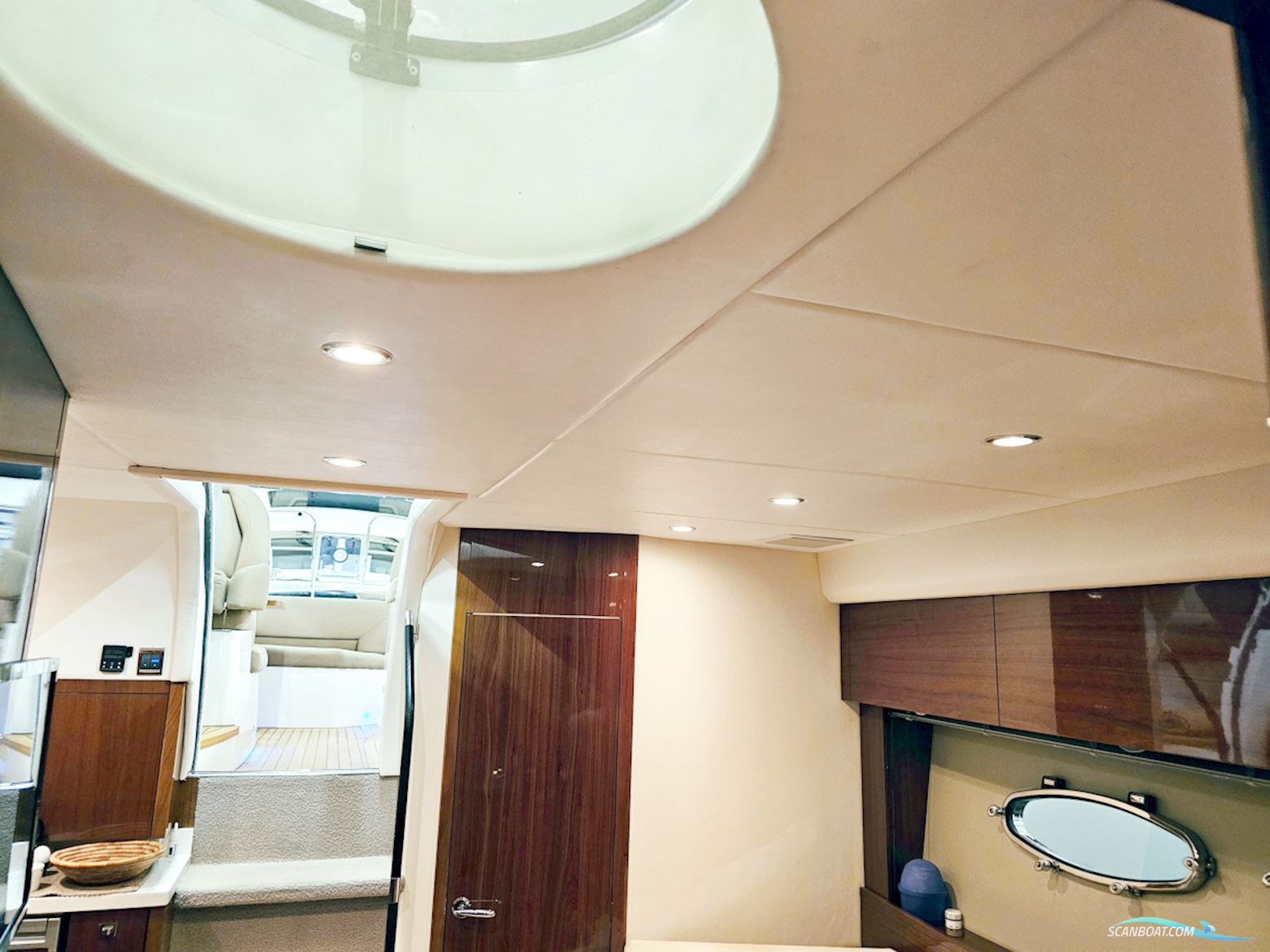 Princess V42 Volvo Penta D6-370 Joystick control