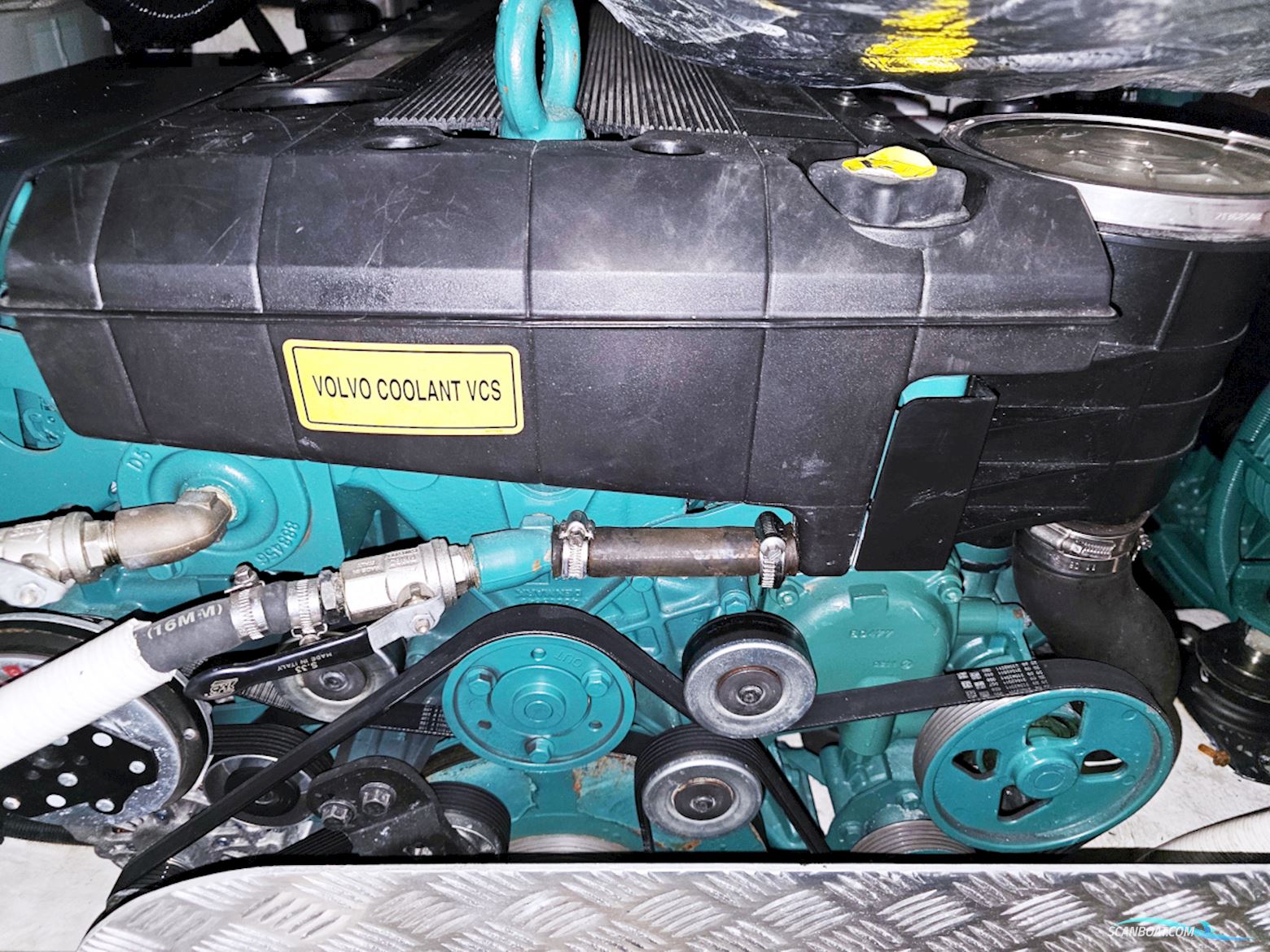 Princess V42 Volvo Penta D6-370 Joystick control