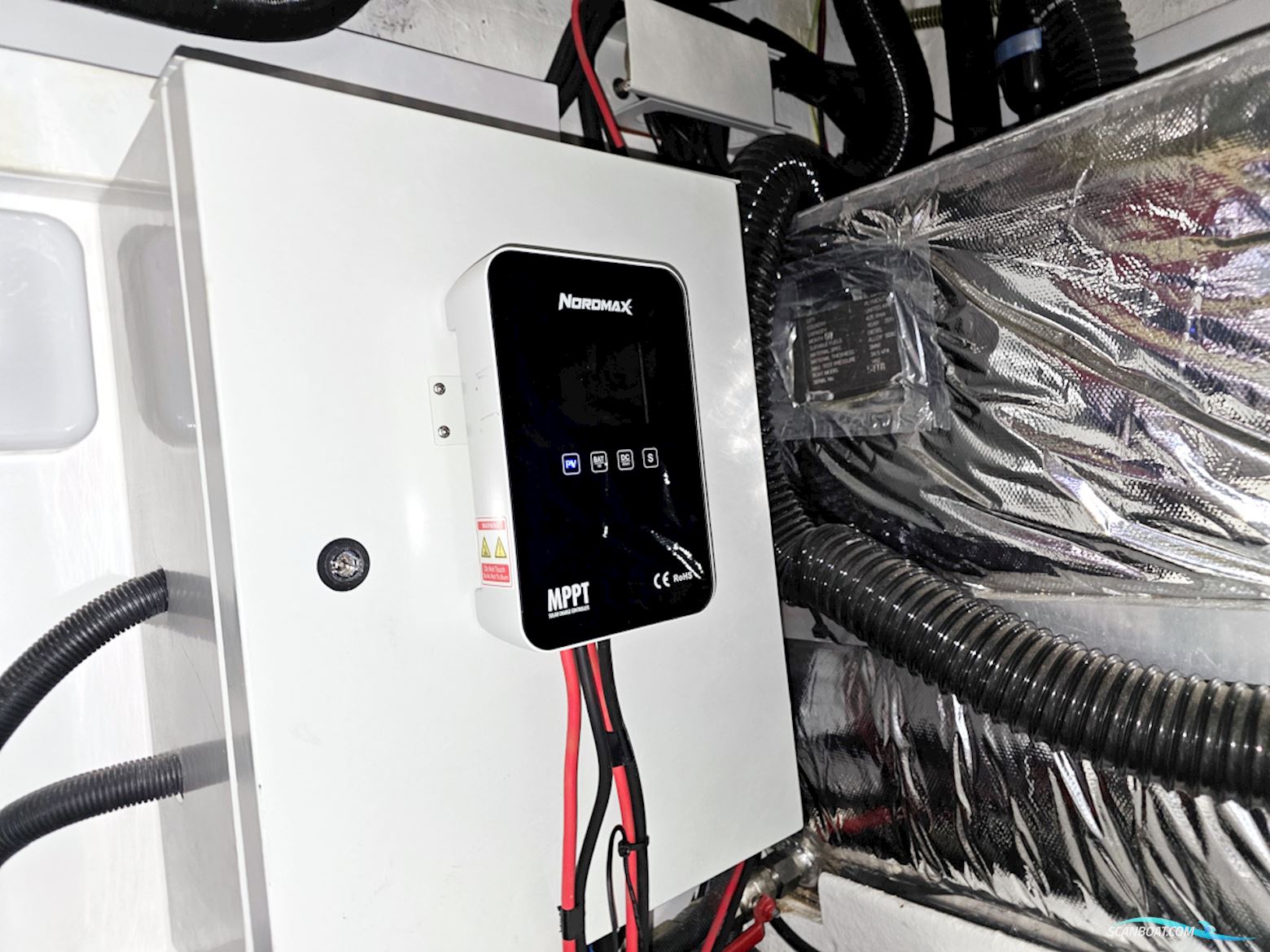 Princess V42 Volvo Penta D6-370 Joystick Control