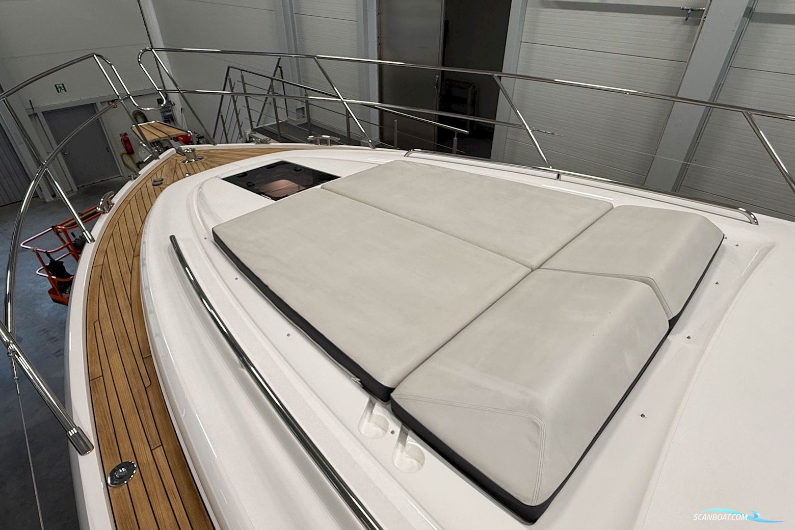 Princess V48 Open