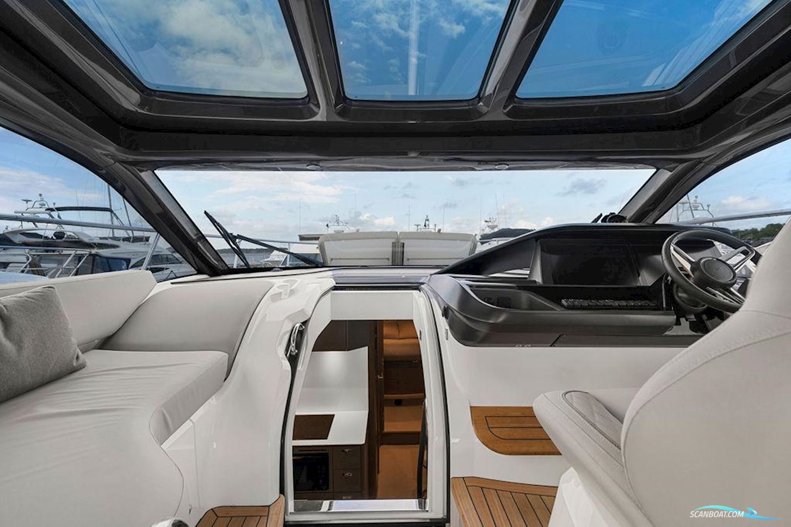 Princess V50 Open