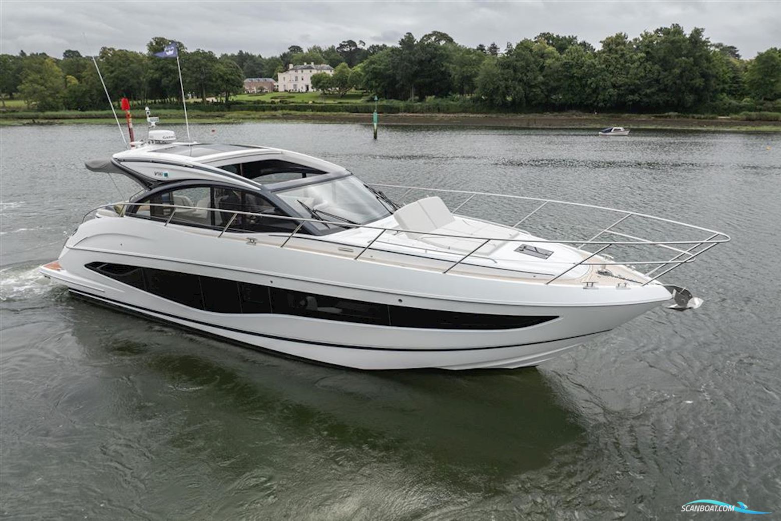 Princess V50 Motorbåt 2023, med 2 x Volvo Ips 650 motor, England