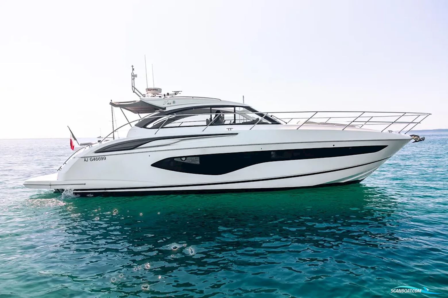 Princess V50 Motorbåt 2018, med Volvo Penta IPS600 motor, Frankrike