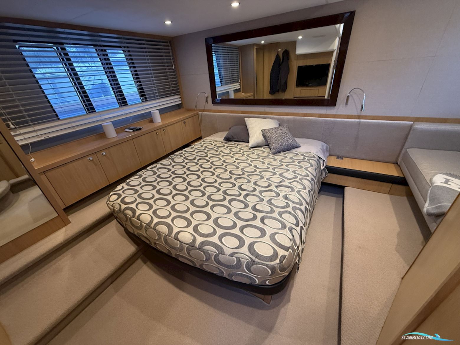 Princess V52