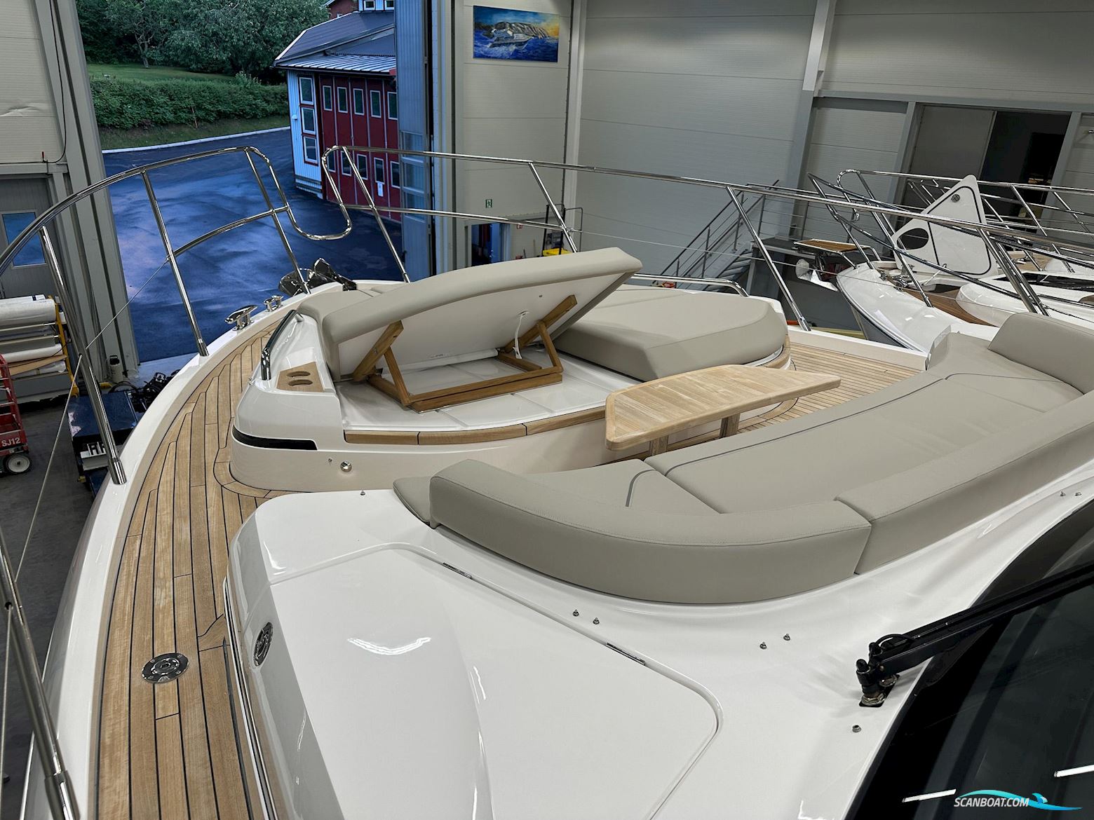 PRINCESS V55