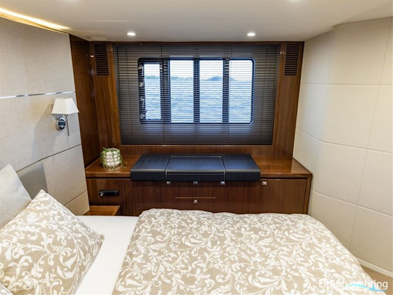 Princess V62