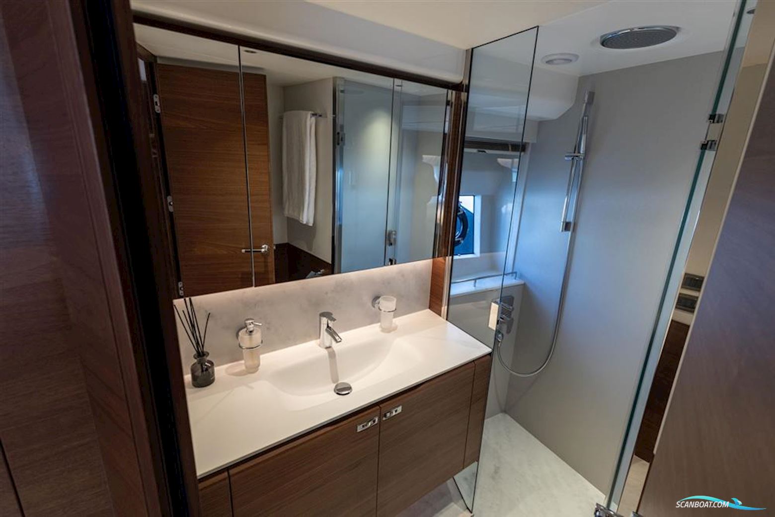 Princess Y72 Motor Yacht