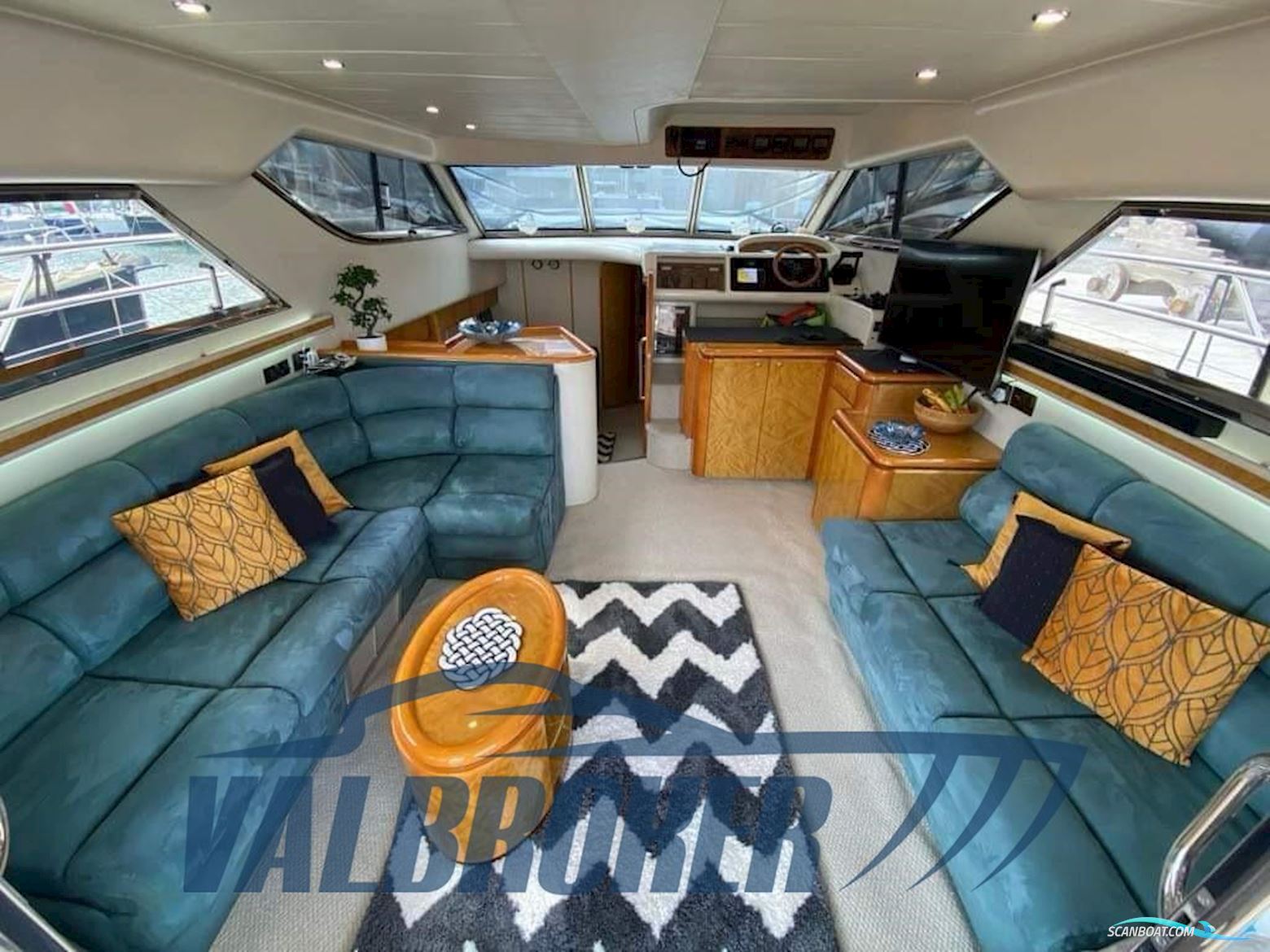 Princess Yachts 470 Fly